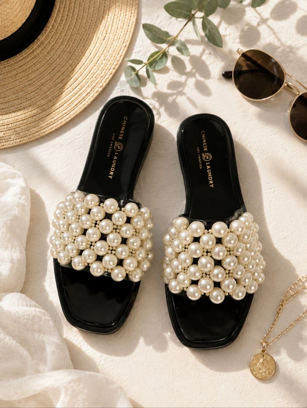 Chinese Laundry Black Pearl Embellished Glam Coquette Jelly Slide Sandles. Sz 8